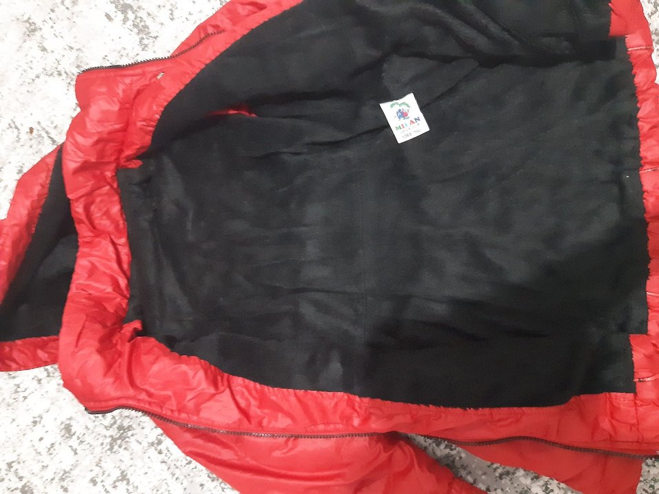 Kız Çocuk Kırmızı Kapüşonlu Kürklü Mont - Görsel 3