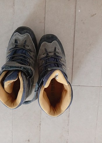 33 Beden Gri Yılan Desenli Erkek Botu Velcro