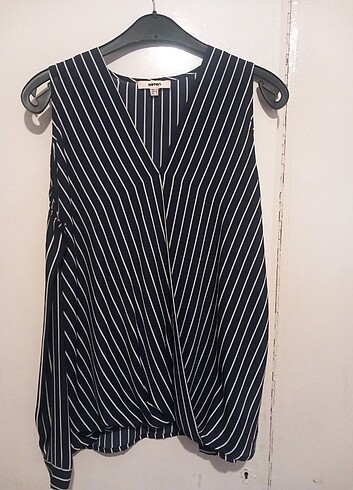 Omuz öpücük yaka bluz - Görsel 8