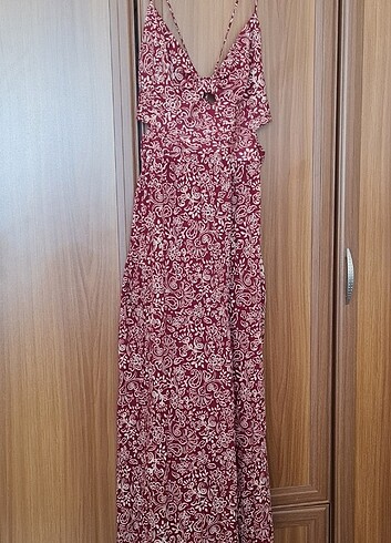 Zara elbise bu ürünle ilgili dolandirildim ürün iadesi istedi ka