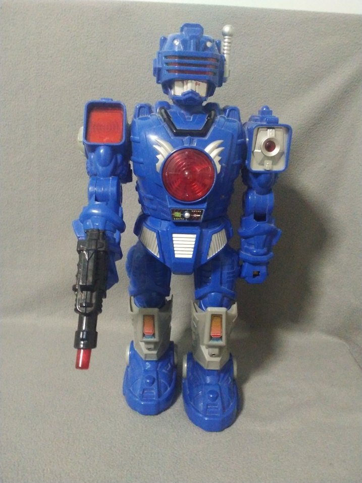 Mavi Hareketli Robot - Görsel 2