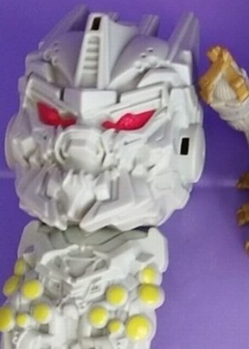  Beden Renk Megatron Figür