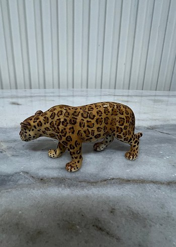 Beden Kahverengi Leopar Figürü
