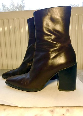 Zara 37