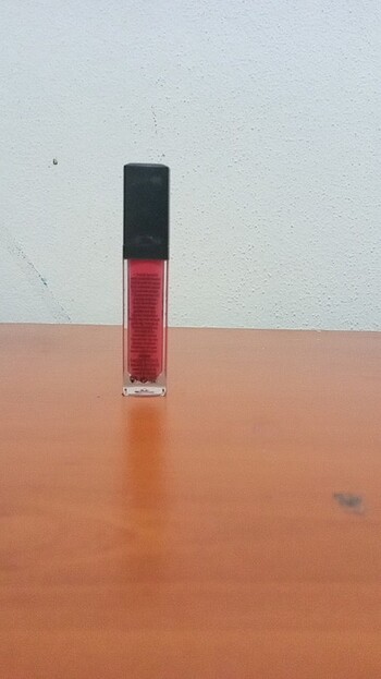 Essence Essence