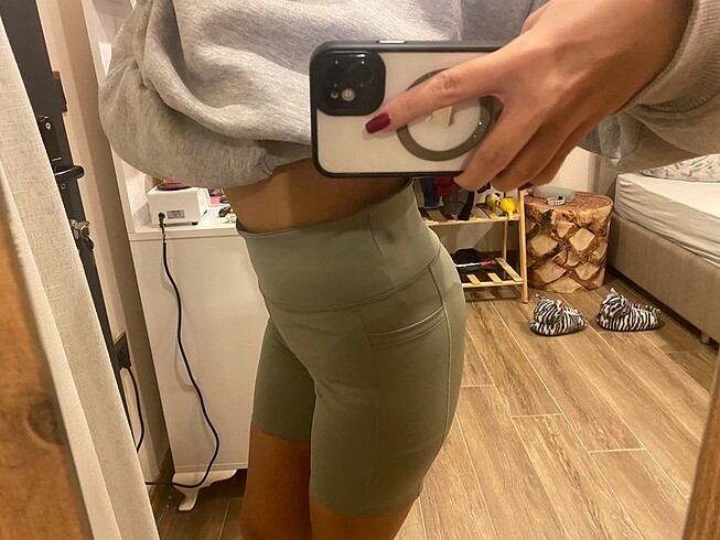 l Beden H&M spor biker tayt