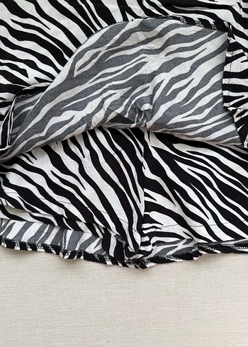 Diğer Zebra desenli şort etek