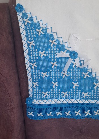 Nakışlı Pastel Beyaz havlular - Görsel 2