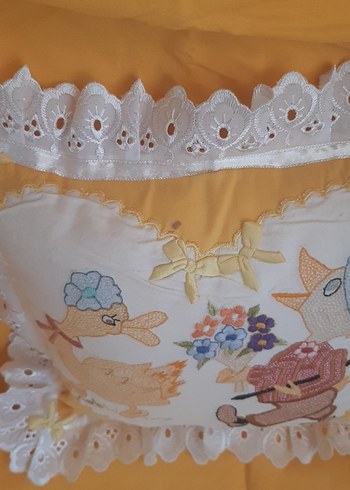 Sarı Nakışlı Çocuk Uyku Seti - Görsel 5