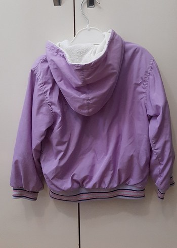 Lila Kapüşonlu Nakışlı Kız Mont - Görsel 3