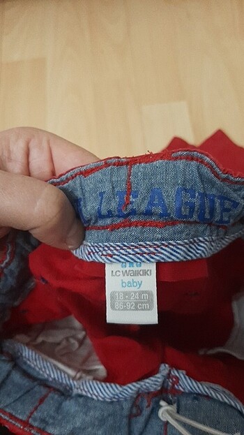 18-24 Ay Beden Erkek çocuk pantolonu 2 sezon kullanıldı