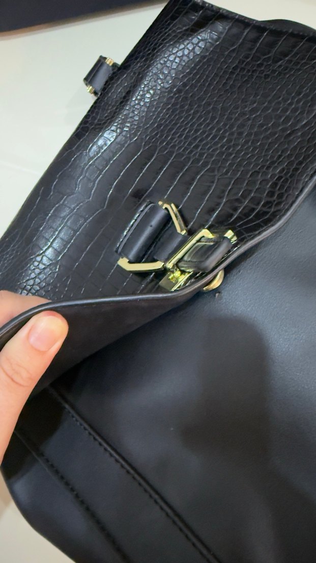 Klasik Siyah Yılan Derisi Desenli Deri Çanta - Görsel 4