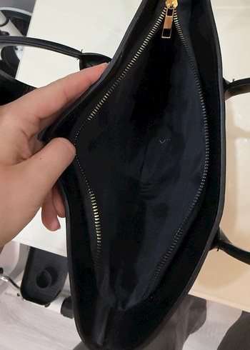 Kemer Detaylı Siyah Deri Kadın Çanta - Görsel 2