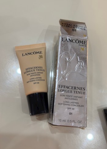 Lancome Efecernes Longue Tenue 01 kapatıcı - Görsel 2