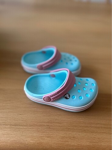 Bebek Crocs