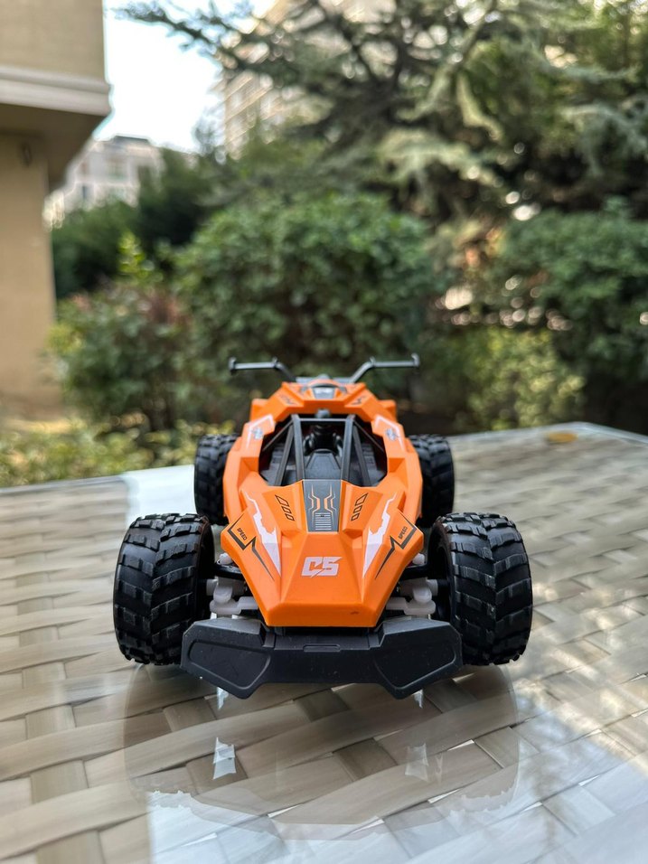 Uzaktan Kumandalı Oyuncak Araba - Görsel 2