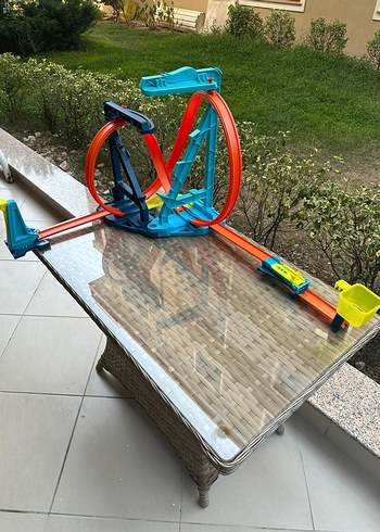 Hot Wheels Takla Atan Araba Pisti - Görsel 7