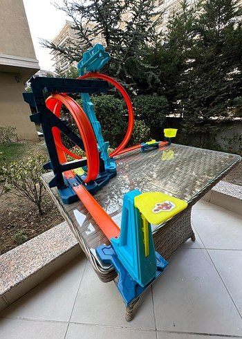 Hot Wheels Takla Atan Araba Pisti - Görsel 3