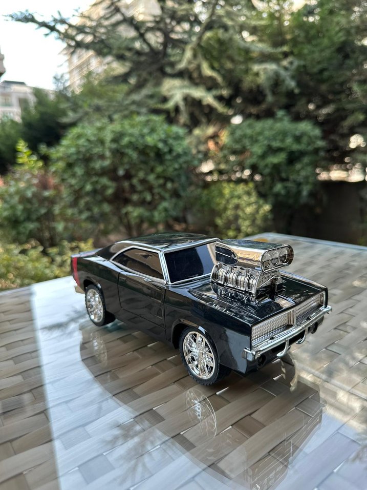 Kumandalı Siyah Oyuncak Araba - Görsel 4