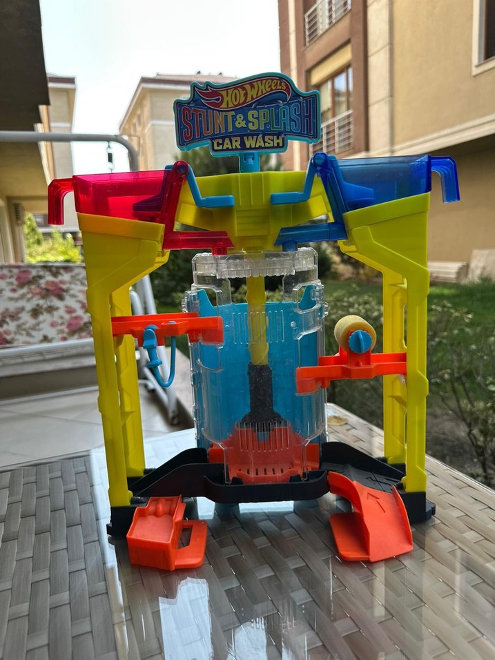 Hot wheels Renk Değiştiren Stunt & Splash Oyuncak - Görsel 2