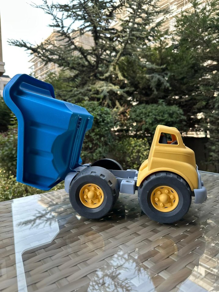 Mavi Renkli Oyuncak Kamyon - Görsel 3