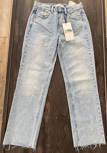 34 Beden Stradivarius d96 jean