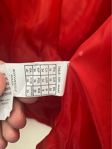 38 Beden kırmızı Renk Kırmızı ceket