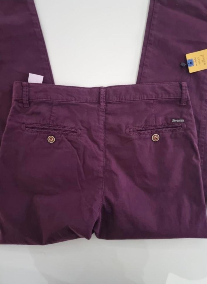 Şık ve Rahat Koyu Mürdüm Pantolon — görsel 4/7