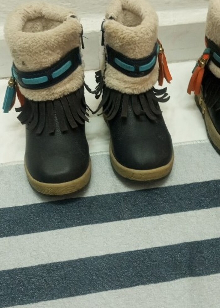 İkiz kız çocuk bot - Görsel 2