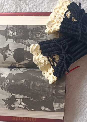 Siyah Örgü Gotik Kadın Eldiveni - Görsel 2