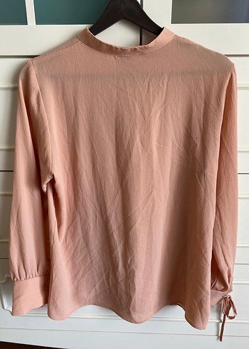 Yüksek Yakalı Düğmeli Kadın Bluz - Görsel 2