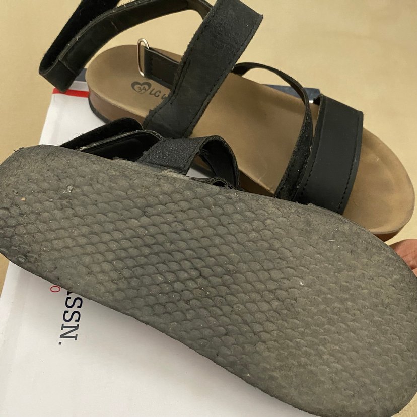 Siyah Düz Tabanlı çocuk Sandalet - Görsel 4