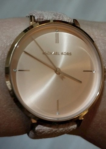 Michael Kors Bej Klasik Kadın Saati