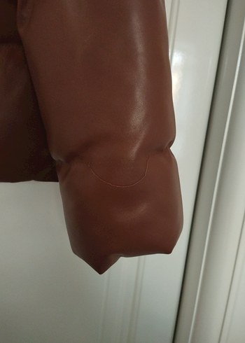 Kahverengi Deri Kapüşonlu Kadın Kışlık Mont - Görsel 3