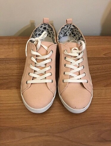 37 Beden Conever kısa converse