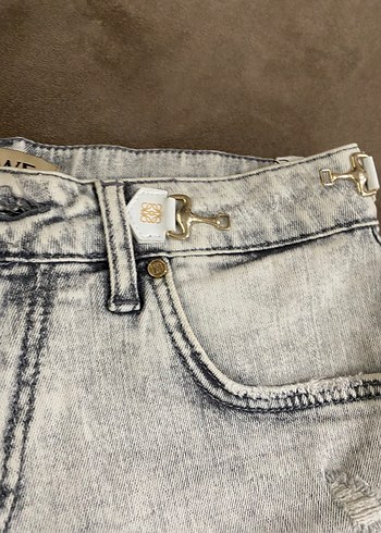 Kadın Gri Denim Mini Şort orijinal - Görsel 5