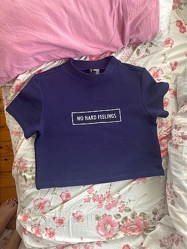 H&m mor crop tshirt