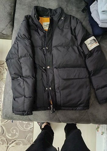 North Face m