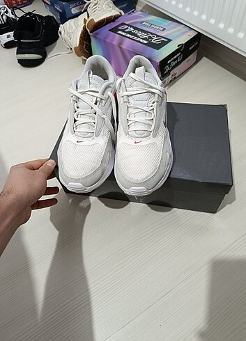 Nike spor ayakkabi