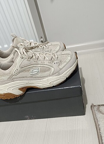 38 Beden ten rengi Renk Skechers kadın spor ayakkabi