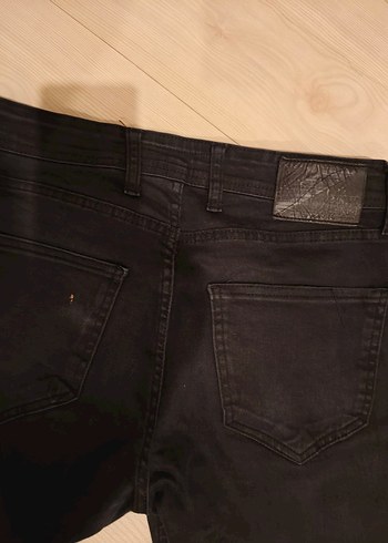 sıyah kot pantolon - Görsel 2