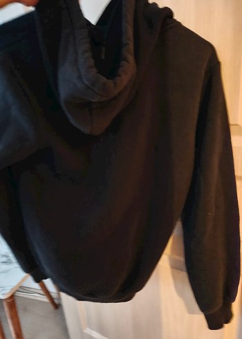 Siyah Kapüşonlu 
Sweatshirt s besen - Görsel 4
