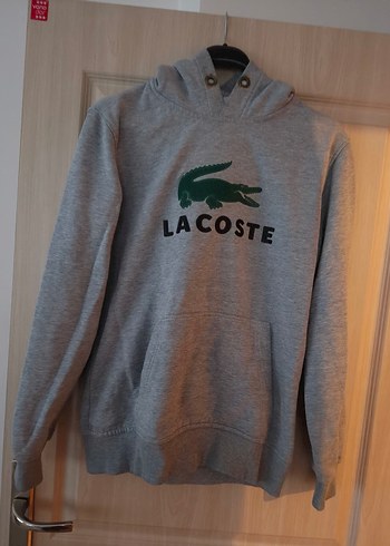 Lacoste m