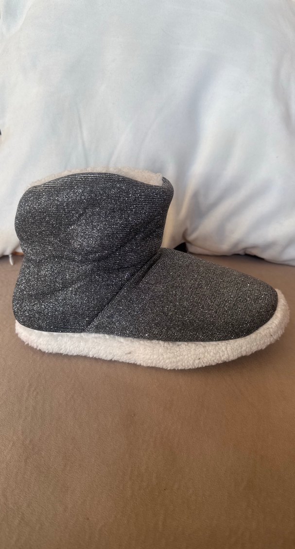 Kadın Gri Örgü Sıcak Ev Terliği - Görsel 2