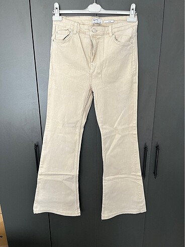 Bershka Flare Jean