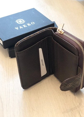 Vakko Deri Kadın Cüzdanı - Klasik Şıklık - Görsel 3