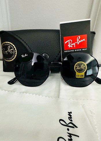 Ray Ban