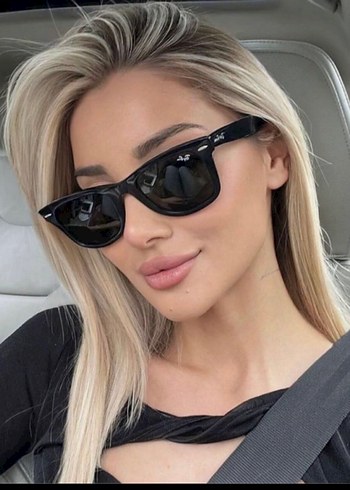 Ray Ban