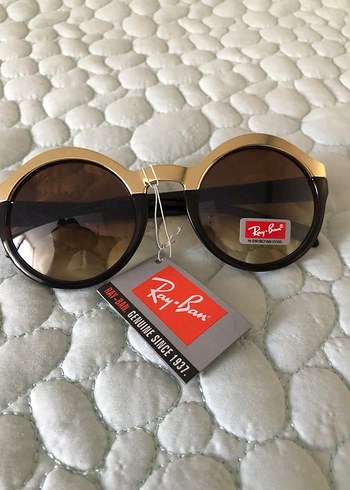 Ray Ban