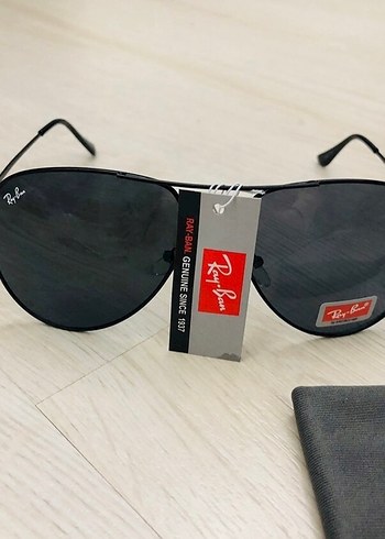 Ray Ban